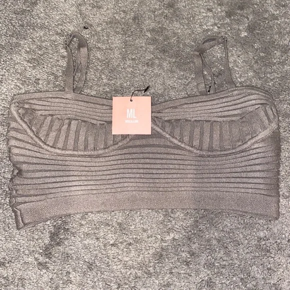 Misslola cropped top - Picture 1 of 6